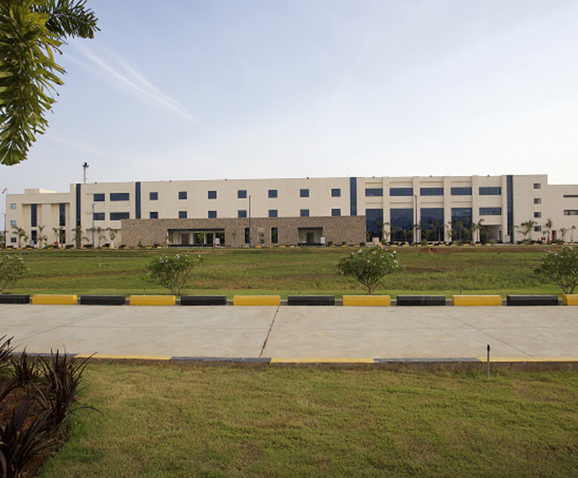 commercial projects Strides commercial construction contractors